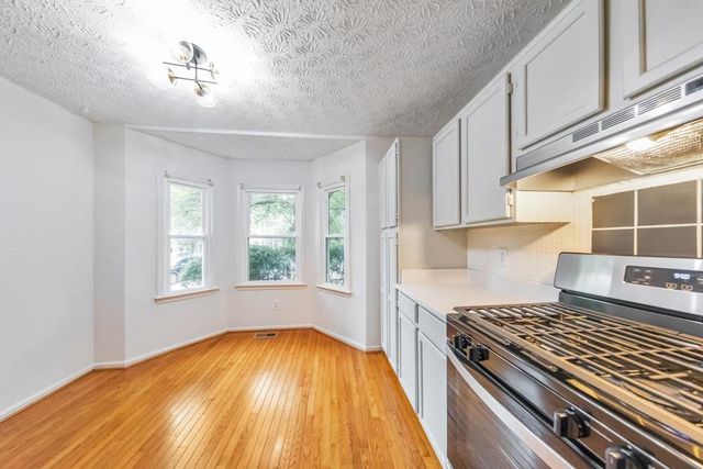 1005 Kennesborough Road NW, Kennesaw, GA 30144