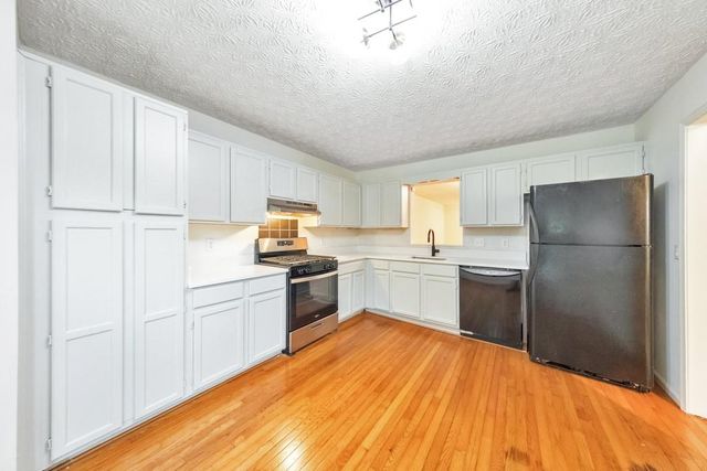 1005 Kennesborough Road NW, Kennesaw, GA 30144