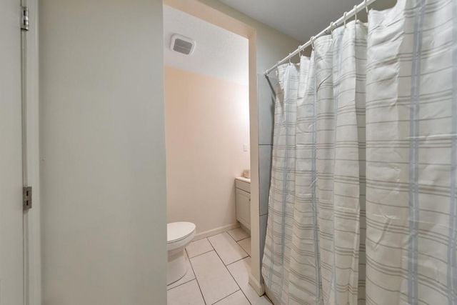 1005 Kennesborough Road NW, Kennesaw, GA 30144