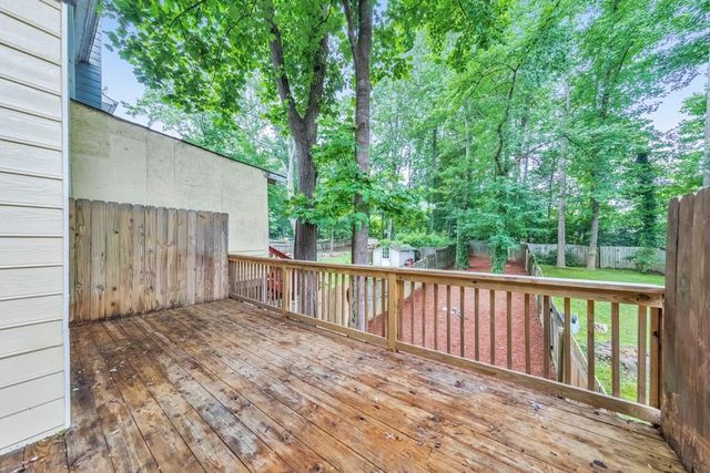 1005 Kennesborough Road NW, Kennesaw, GA 30144