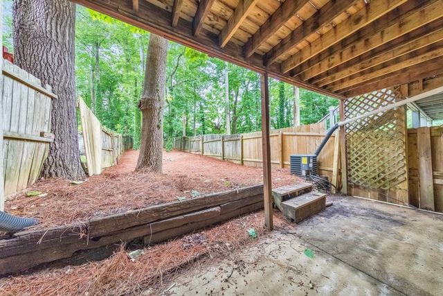 1005 Kennesborough Road NW, Kennesaw, GA 30144