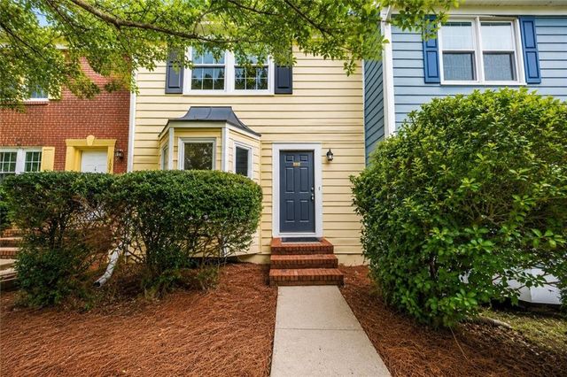 1005 Kennesborough Road NW, Kennesaw, GA 30144