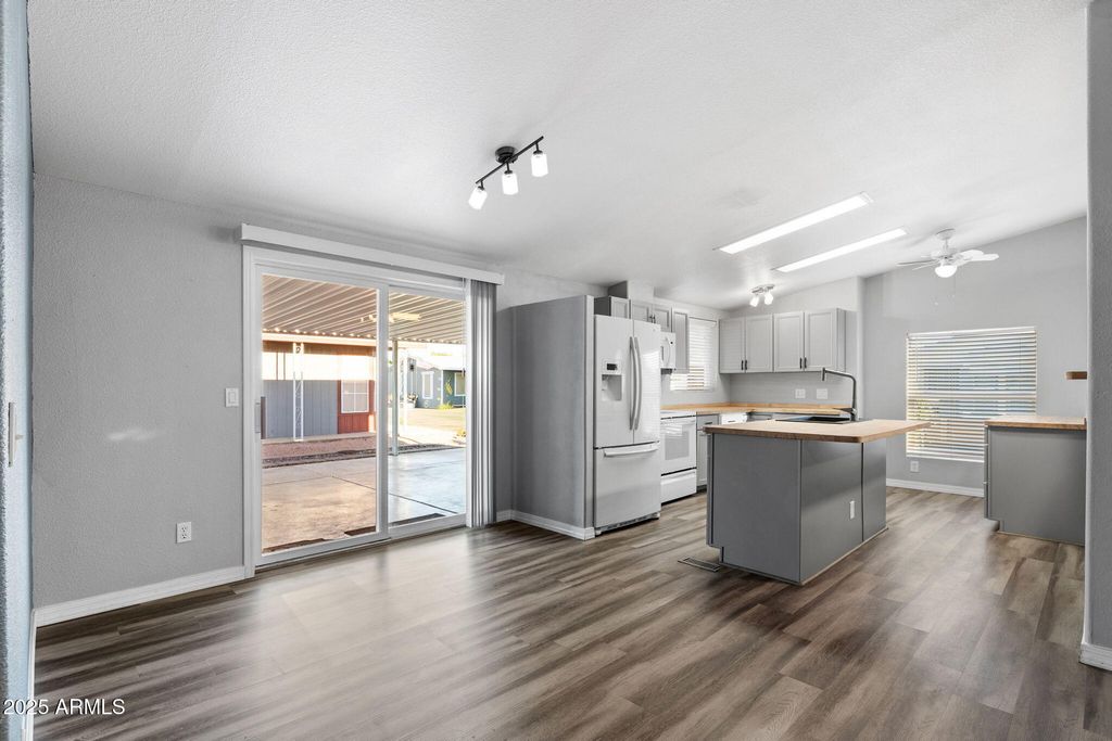 2400 E BASELINE Avenue 144, Apache Junction, AZ 85119 — photo 4