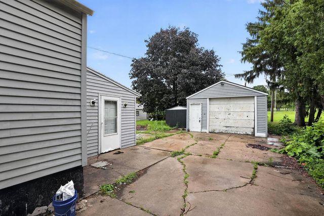 122 Garver Avenue, Rockford, IL 61102