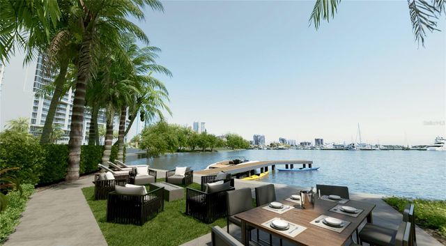 688 GOLDEN GATE POINT 302, Sarasota, FL 34236