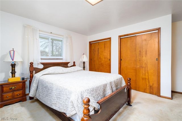 132 Bryden Road, Steubenville, OH 43953