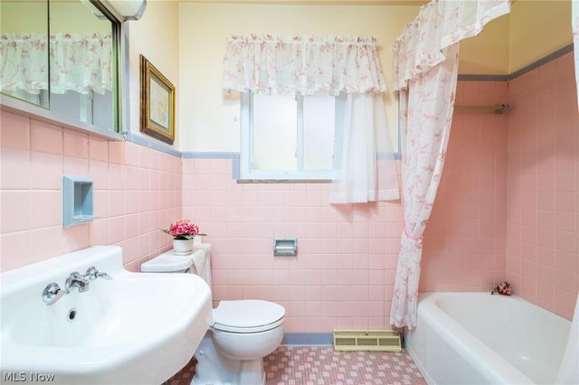 132 Bryden Road, Steubenville, OH 43953