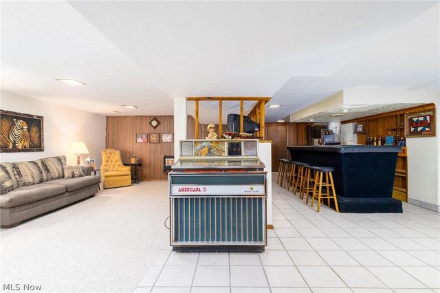 132 Bryden Road, Steubenville, OH 43953