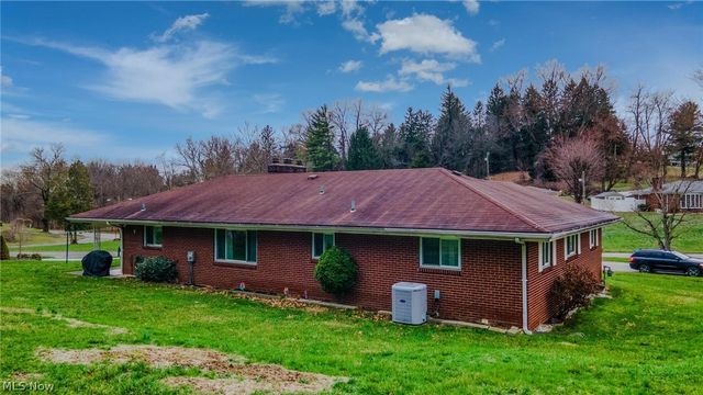 132 Bryden Road, Steubenville, OH 43953