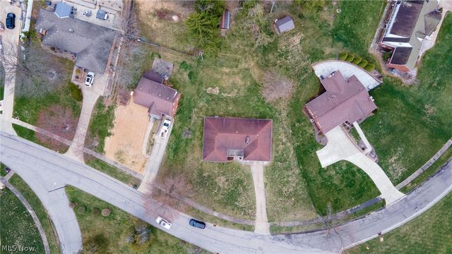 132 Bryden Road, Steubenville, OH 43953