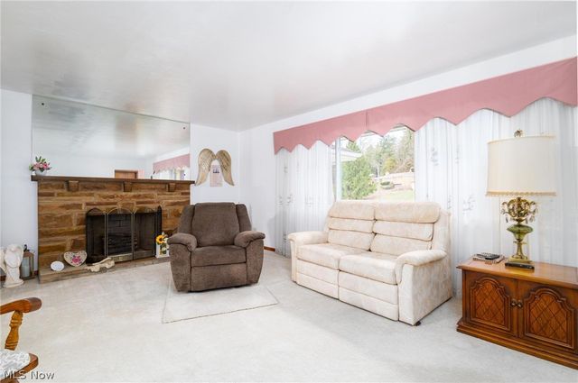 132 Bryden Road, Steubenville, OH 43953