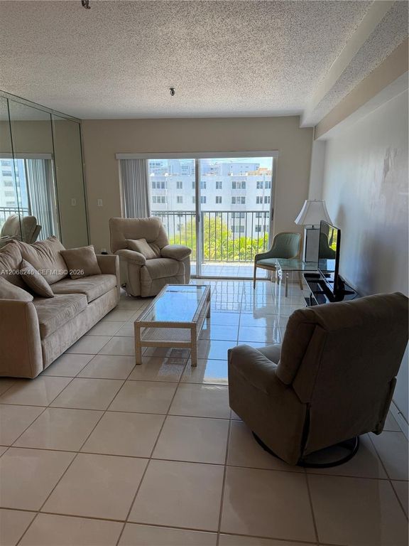 250 181st Drive 414, Sunny Isles Beach, FL 33160