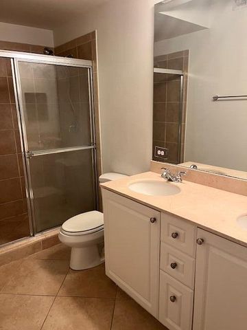 3 Renaissance Way 204, Boynton Beach, FL 33426