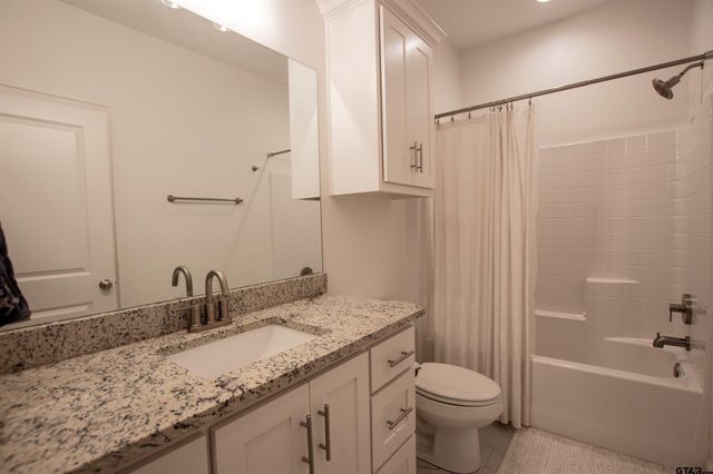 159 August Dr, Bullard, TX 75757