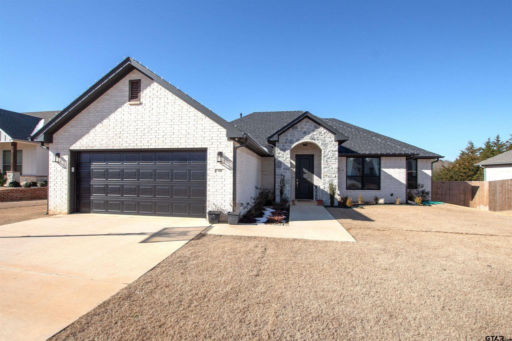 159 August Dr, Bullard, TX 75757