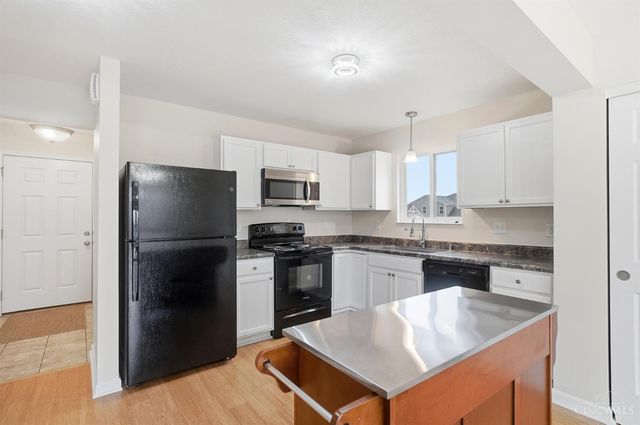 5548 Castle Drive, South Lebanon, OH 45065