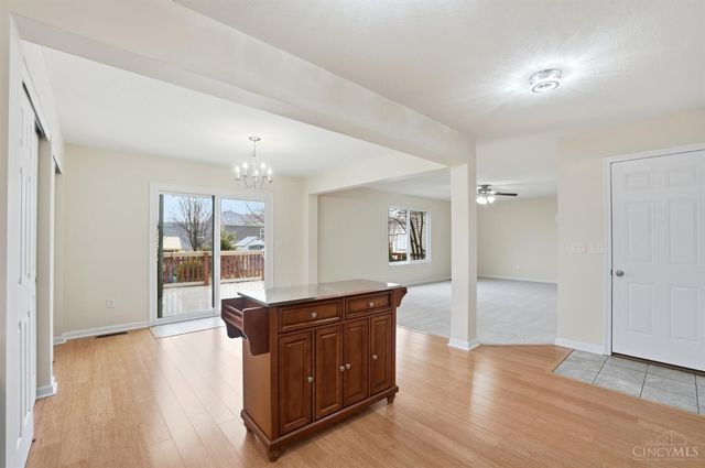 5548 Castle Drive, South Lebanon, OH 45065