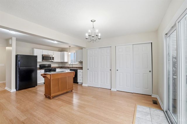 5548 Castle Drive, South Lebanon, OH 45065