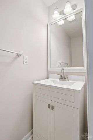 5548 Castle Drive, South Lebanon, OH 45065