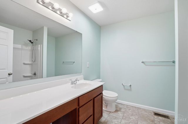 5548 Castle Drive, South Lebanon, OH 45065