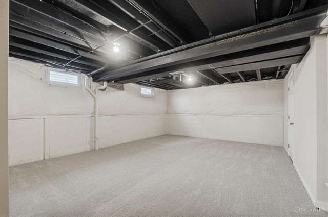 5548 Castle Drive, South Lebanon, OH 45065