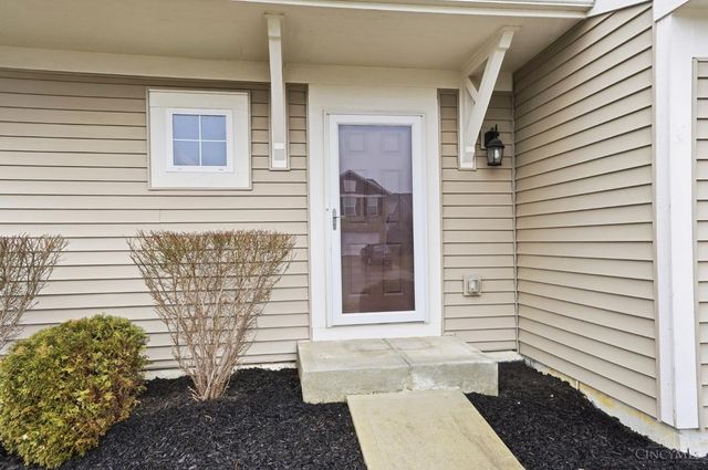 5548 Castle Drive, South Lebanon, OH 45065