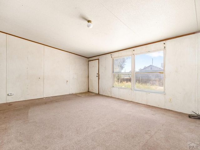 2206 W 16th St, Pueblo, CO 81003