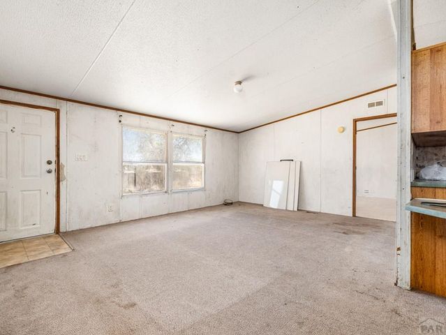 2206 W 16th St, Pueblo, CO 81003