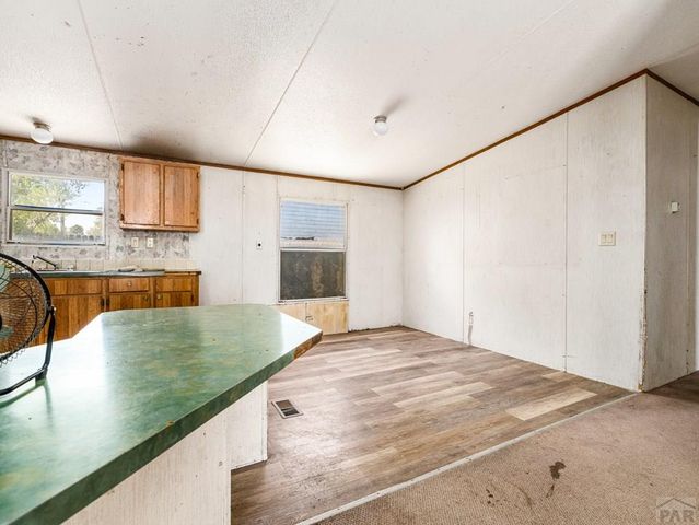 2206 W 16th St, Pueblo, CO 81003