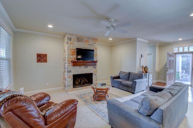 2113 Mustang Drive, Levelland, TX 79336