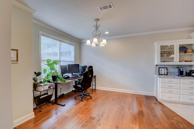 2113 Mustang Drive, Levelland, TX 79336