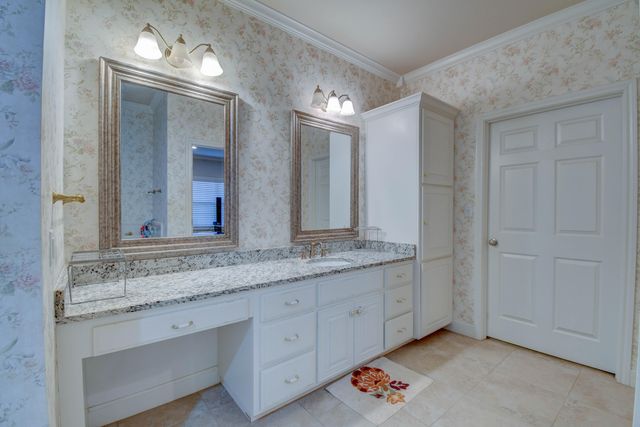 2113 Mustang Drive, Levelland, TX 79336