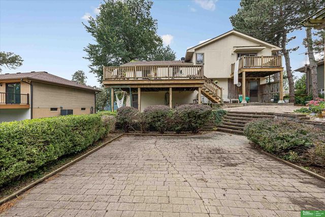 19311 Spyglass Court, Plattsmouth, NE 68048