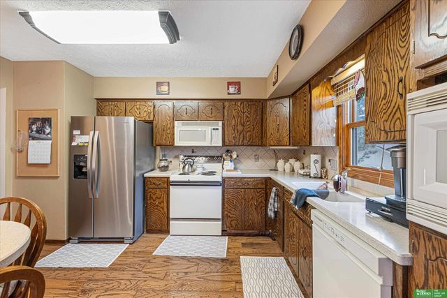 19311 Spyglass Court, Plattsmouth, NE 68048