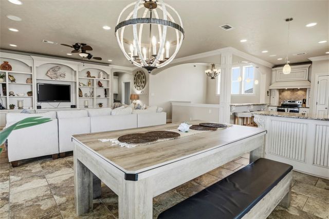 819 Eastview, Crystal Beach, TX 77650