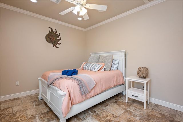 819 Eastview, Crystal Beach, TX 77650