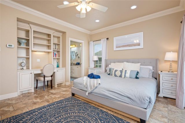 819 Eastview, Crystal Beach, TX 77650