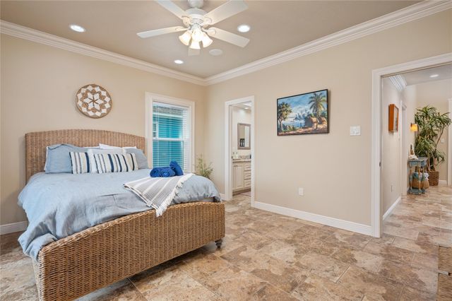 819 Eastview, Crystal Beach, TX 77650