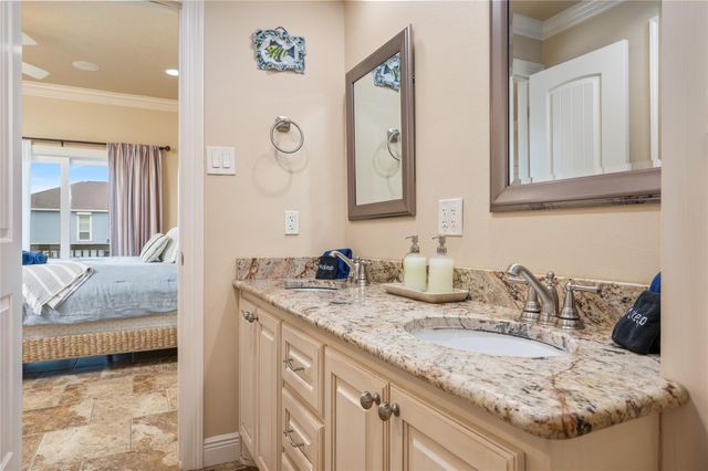819 Eastview, Crystal Beach, TX 77650