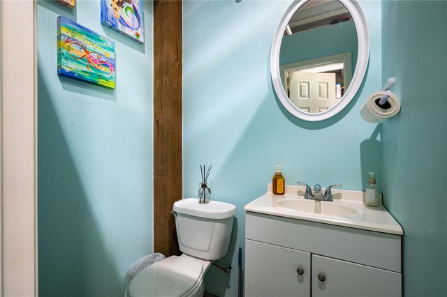 819 Eastview, Crystal Beach, TX 77650