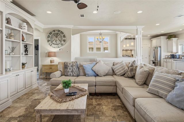 819 Eastview, Crystal Beach, TX 77650