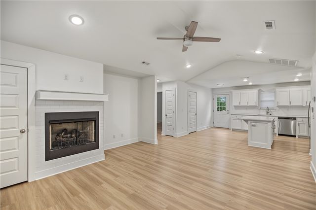 40 Eriboll Lane, Bella Vista, AR 72715