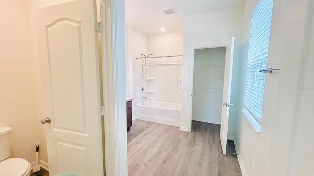 557 SCOTT LAKE CREEK LANE, Lakeland, FL 33813