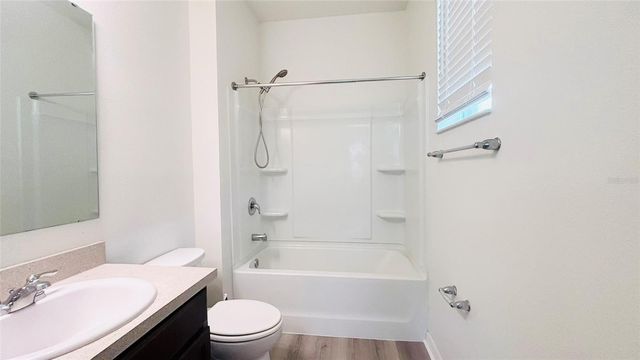 557 SCOTT LAKE CREEK LANE, Lakeland, FL 33813