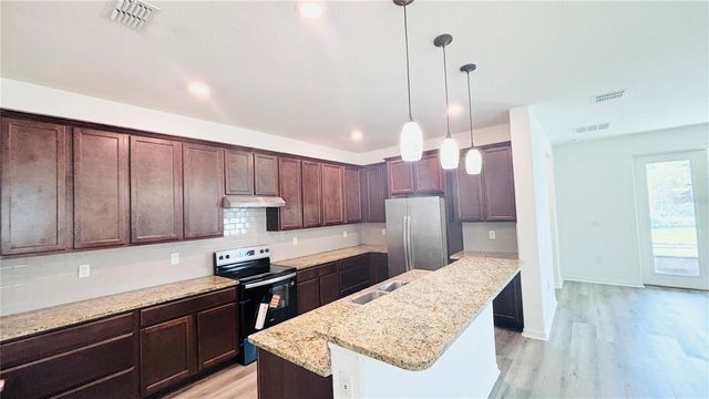 557 SCOTT LAKE CREEK LANE, Lakeland, FL 33813