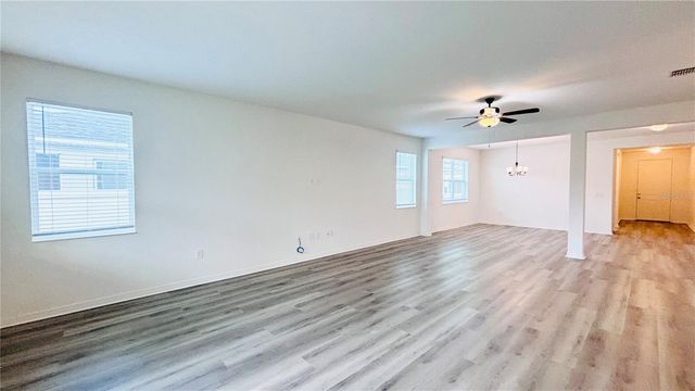 557 SCOTT LAKE CREEK LANE, Lakeland, FL 33813