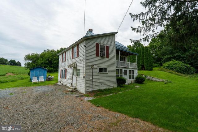 4520 NEWARK RD, Cochranville, PA 19330