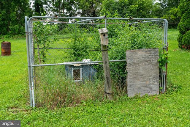 4520 NEWARK RD, Cochranville, PA 19330