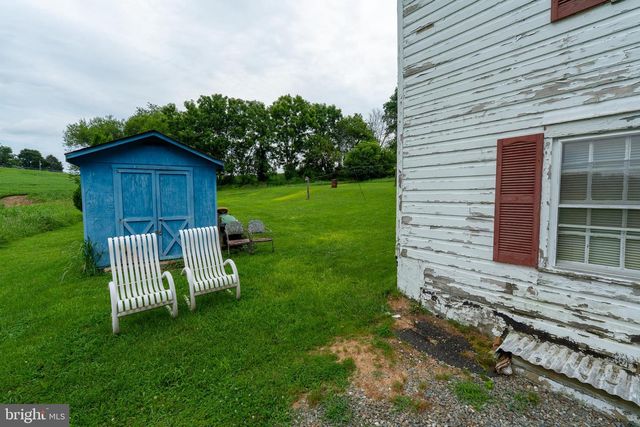 4520 NEWARK RD, Cochranville, PA 19330