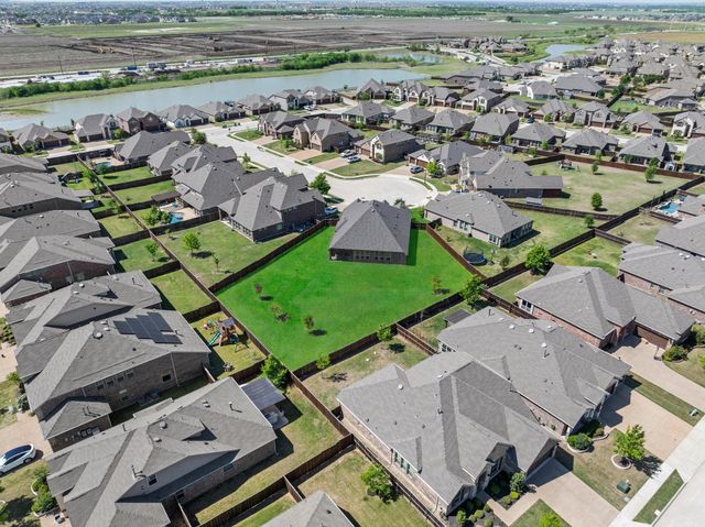 4304 Caney Creek Circle, Celina, TX 75078